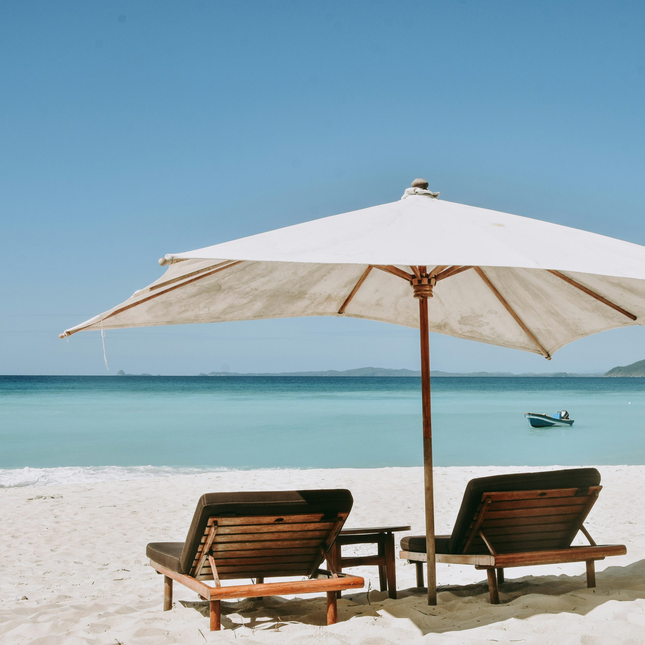 sandy-ravaloniaina-5qj2qZ6iUmI-unsplash Photo by Sixteen Miles Out on Unsplash